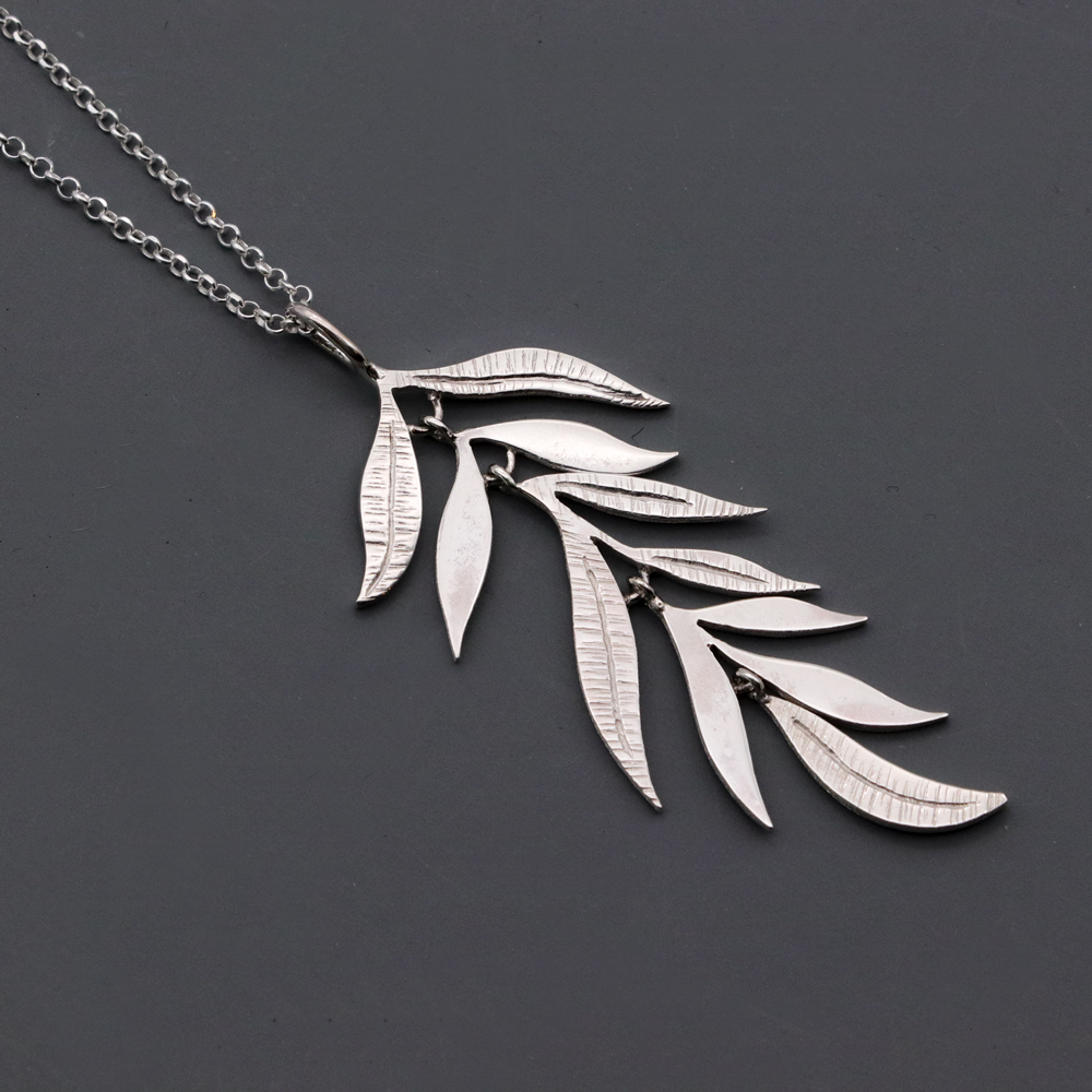Sterling Silver Flexi-Leaves Pendant